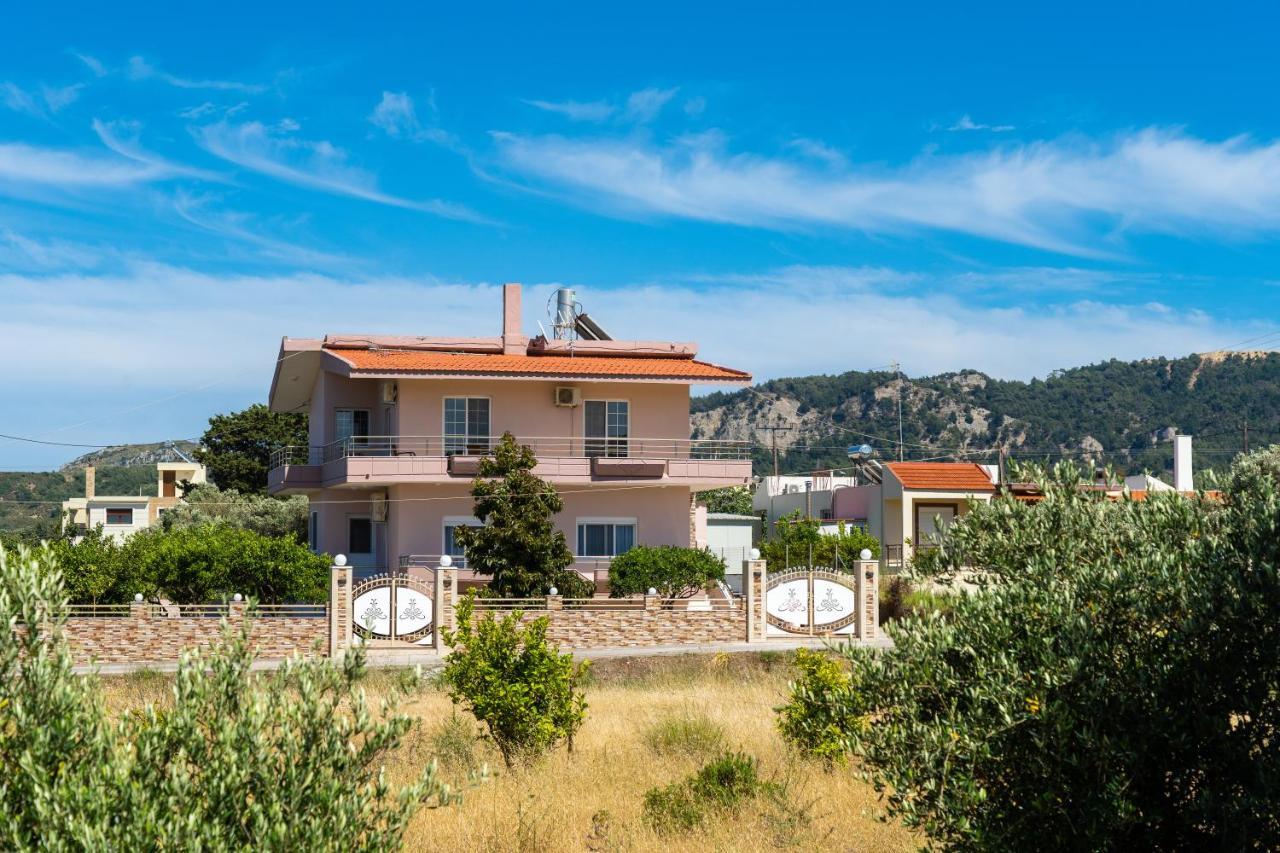 M & S - 4 Bedroom With Heated Pool Pastida
