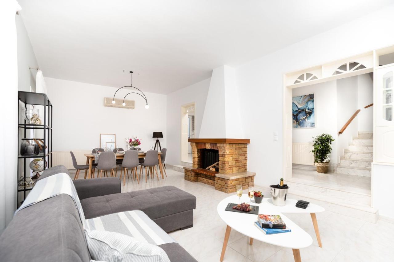 M & S - 4 Bedroom With Heated Pool Villa *